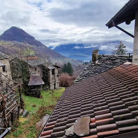 My Holiday - Апартаменты Dosso del Liro